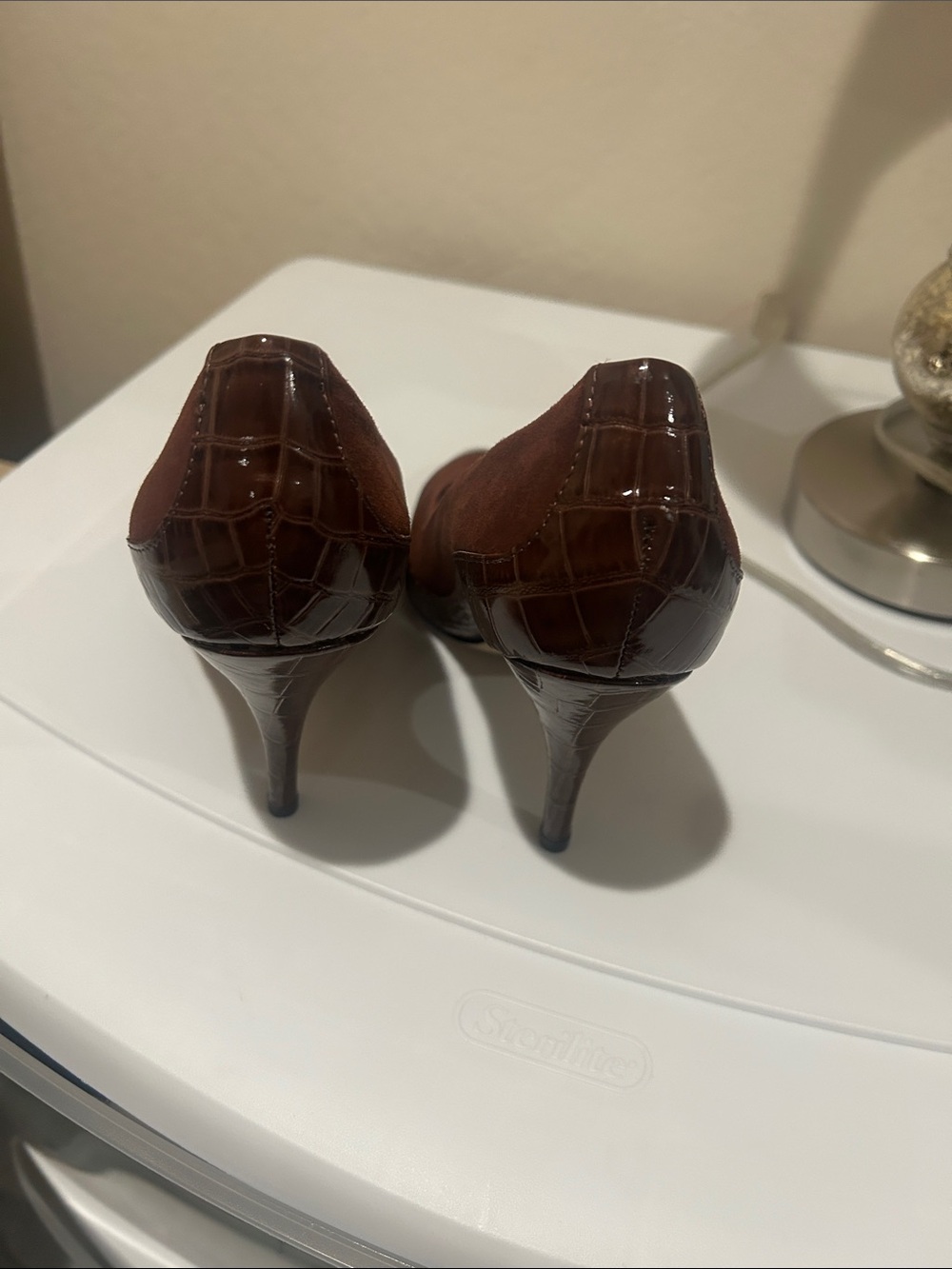 Banana Republic Rust Brown Suede Pointed-Toe Pumps with Croc Detail - Picture 3 of 5